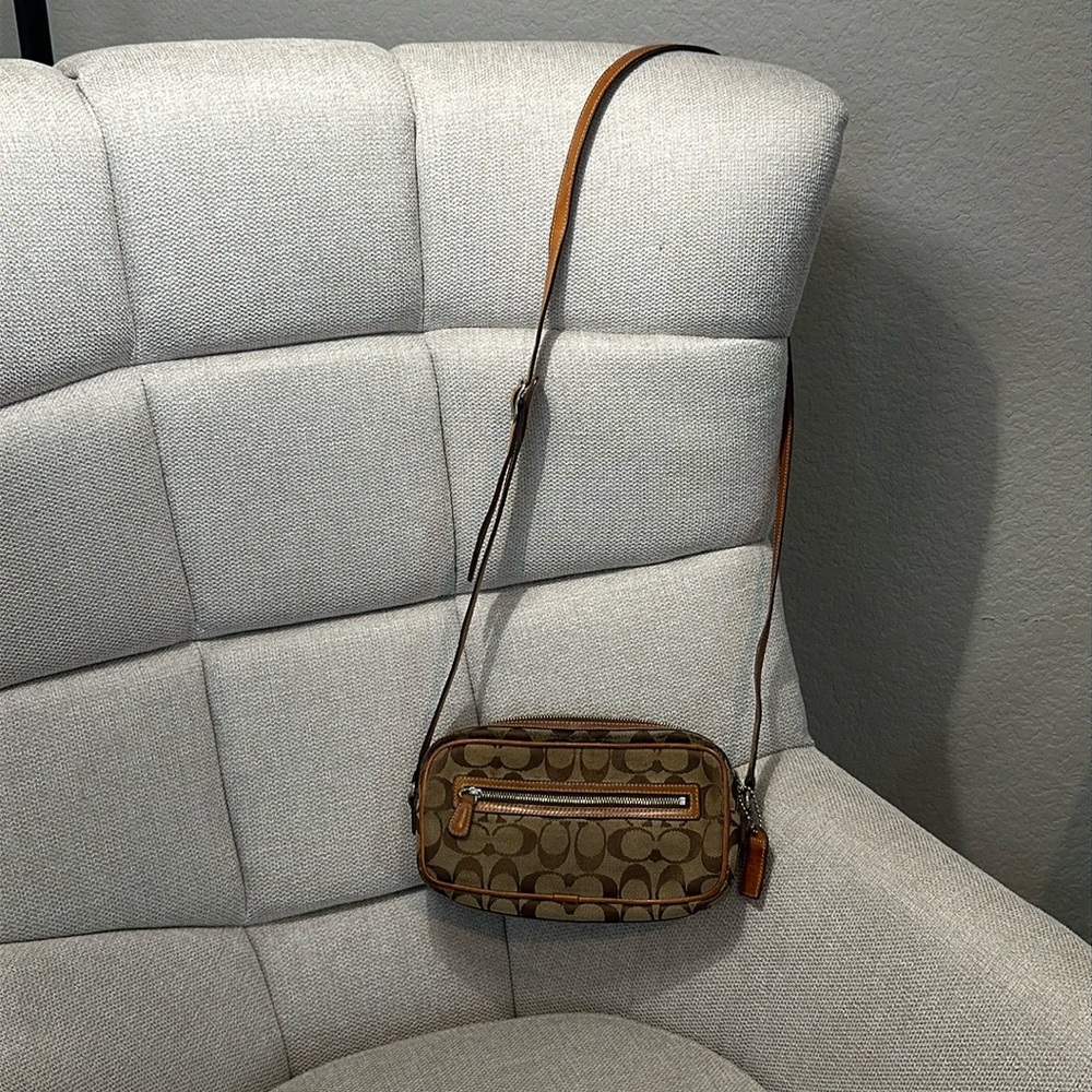 Coach crossbody purse